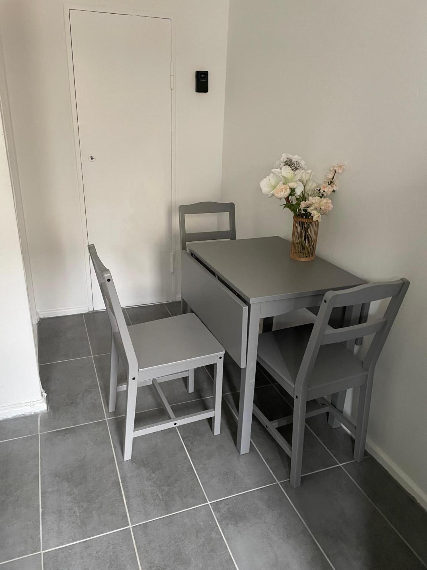 City Apartment Berlin Apartamento Berlim